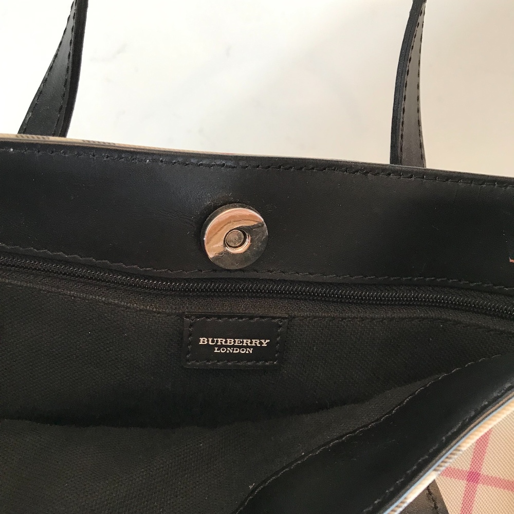 Burberry Nova Check Tote - Picture 4 of 5
